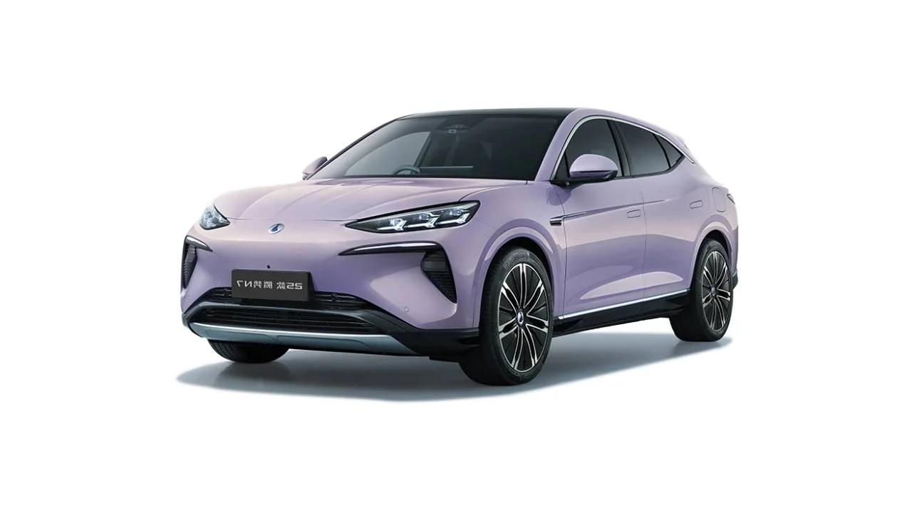 2025 Denza N7 Mid-Size Luxury Electric SUV